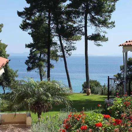 شقة And Blue View